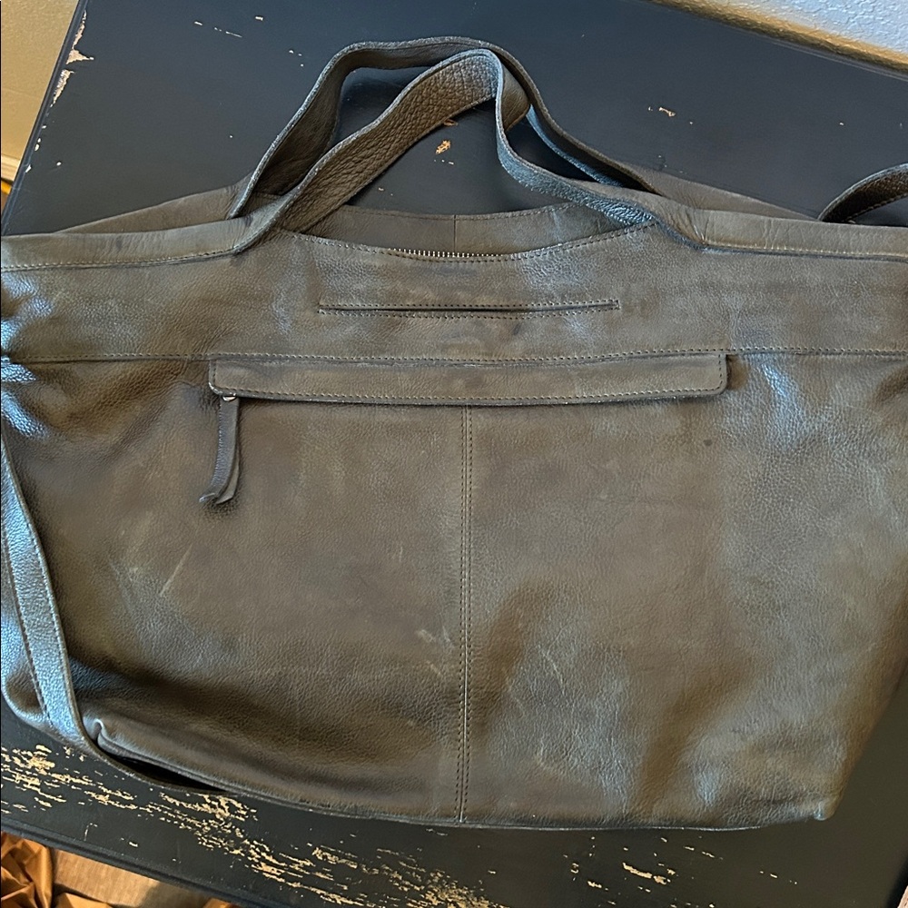Latico Leathers Van Tote Bag in Olive - Picture 4 of 8